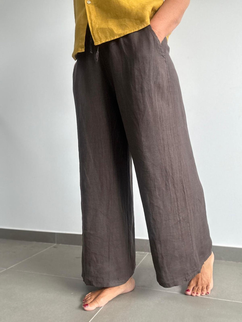 PANTALÓN LIVERIA MARRÓN