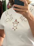 CAMISETA PERFORADA BLANCA