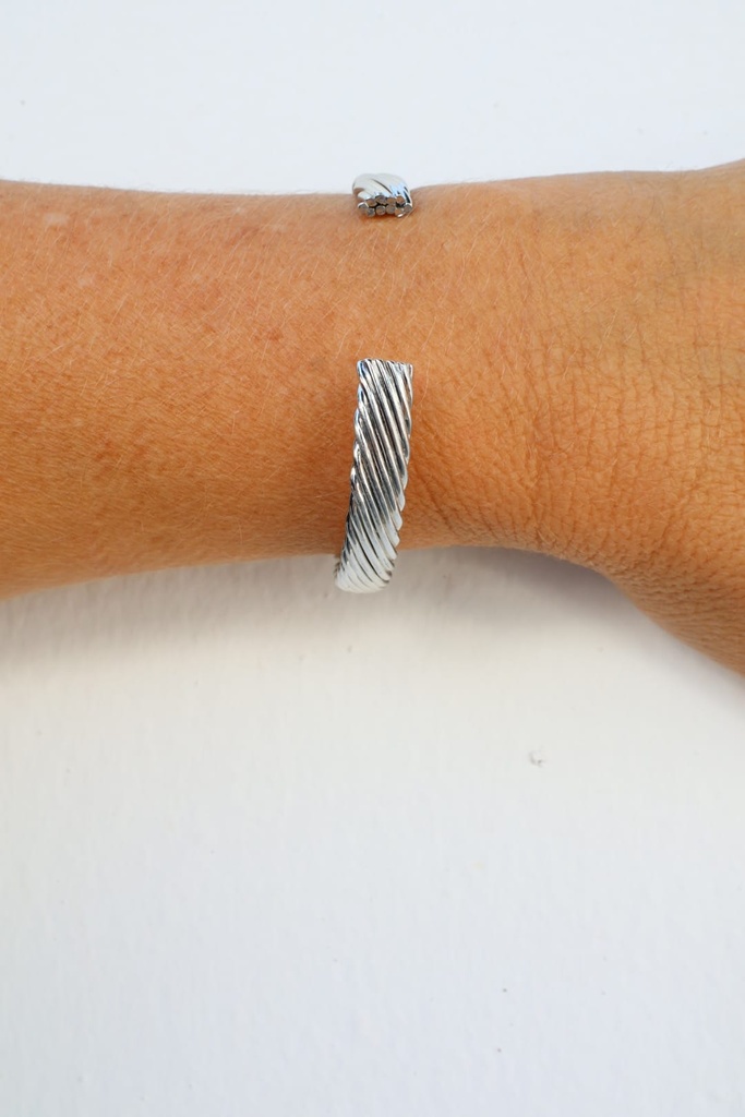 Pulsera Clave Plateada