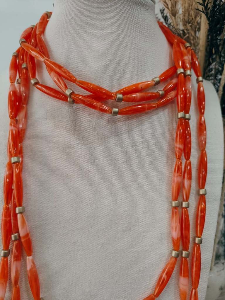 Collar Luca naranja