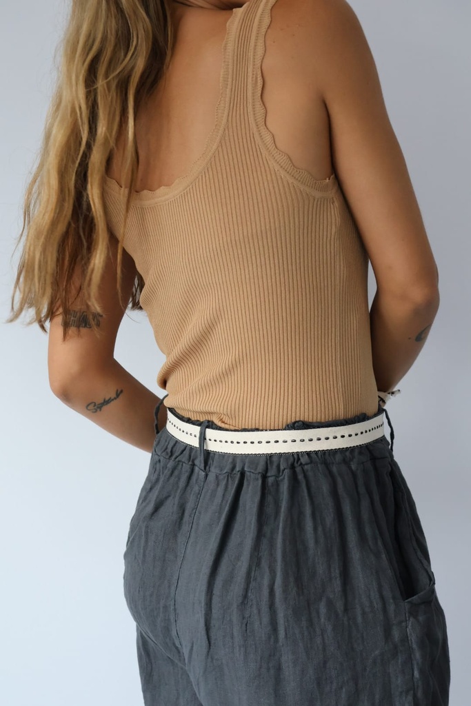 Top BLONDA Camel