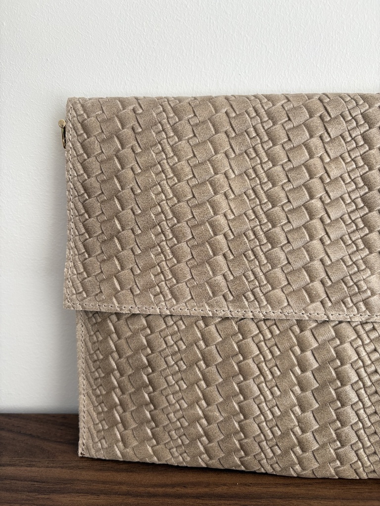 Cartera TRENZADA Topo Medio