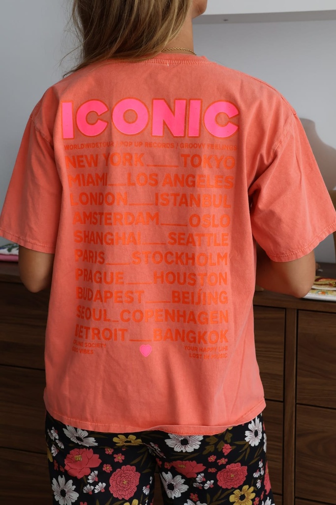 Camiseta ICONIC Salmón