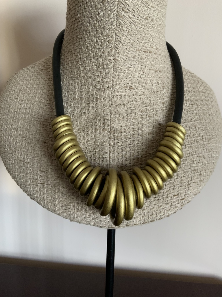 Gargantilla CAUCHO Dorado