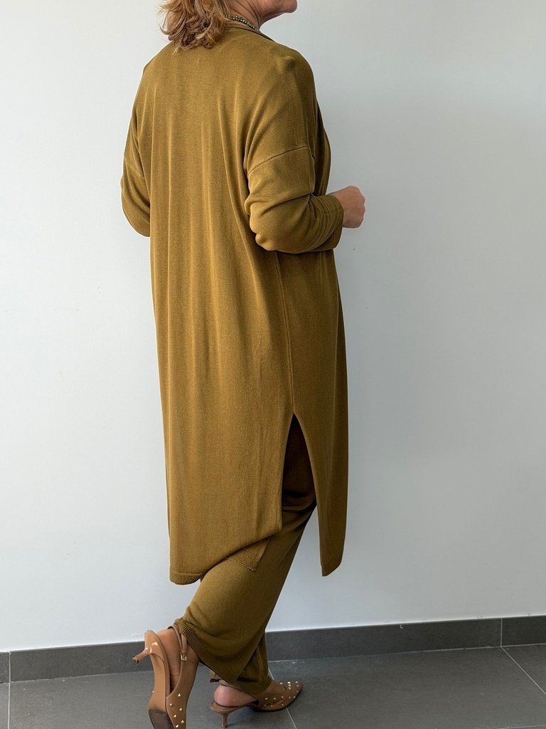 REBECA MARTINA OLIVA