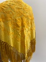 Mantón Liso Amarillo Borlón