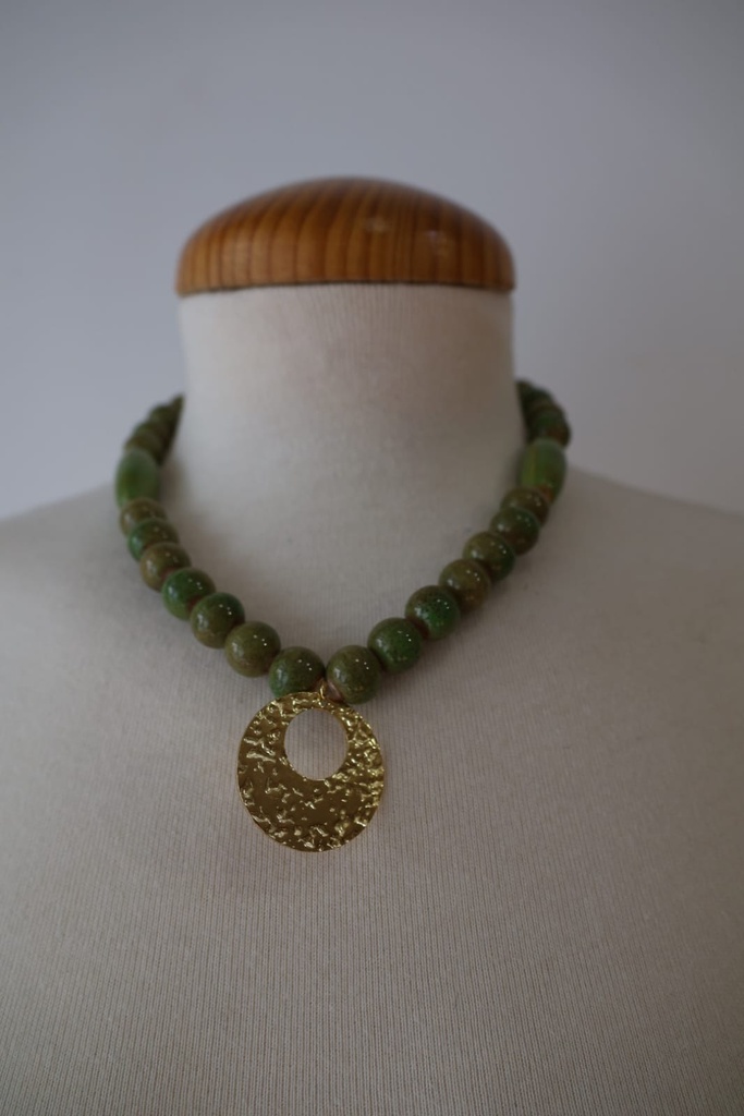 Collar Pistacho Verde