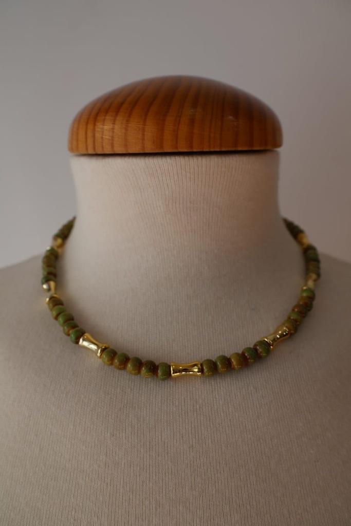 Choker Regaliz Verde