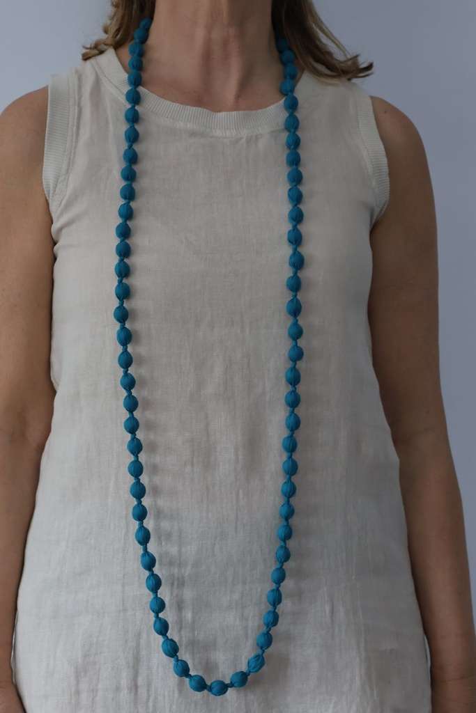Collar Forrado Azul Duquesa
