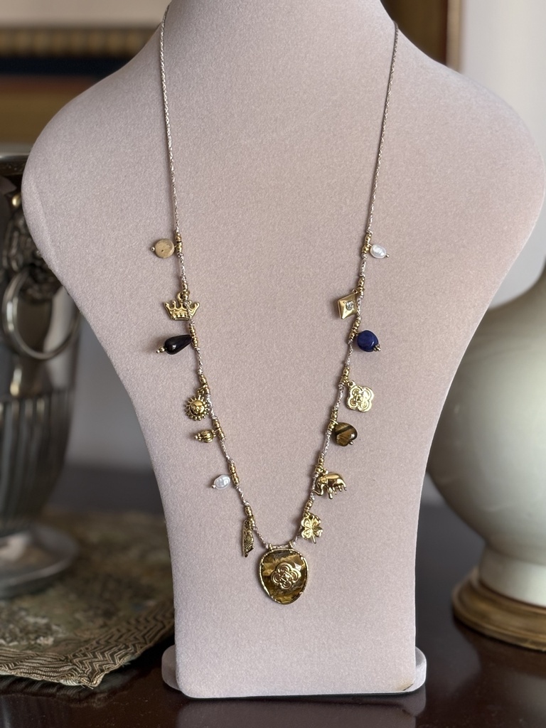 Collar CASTAÑO