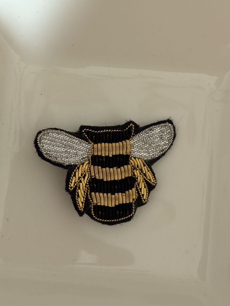 Broche MAYA
