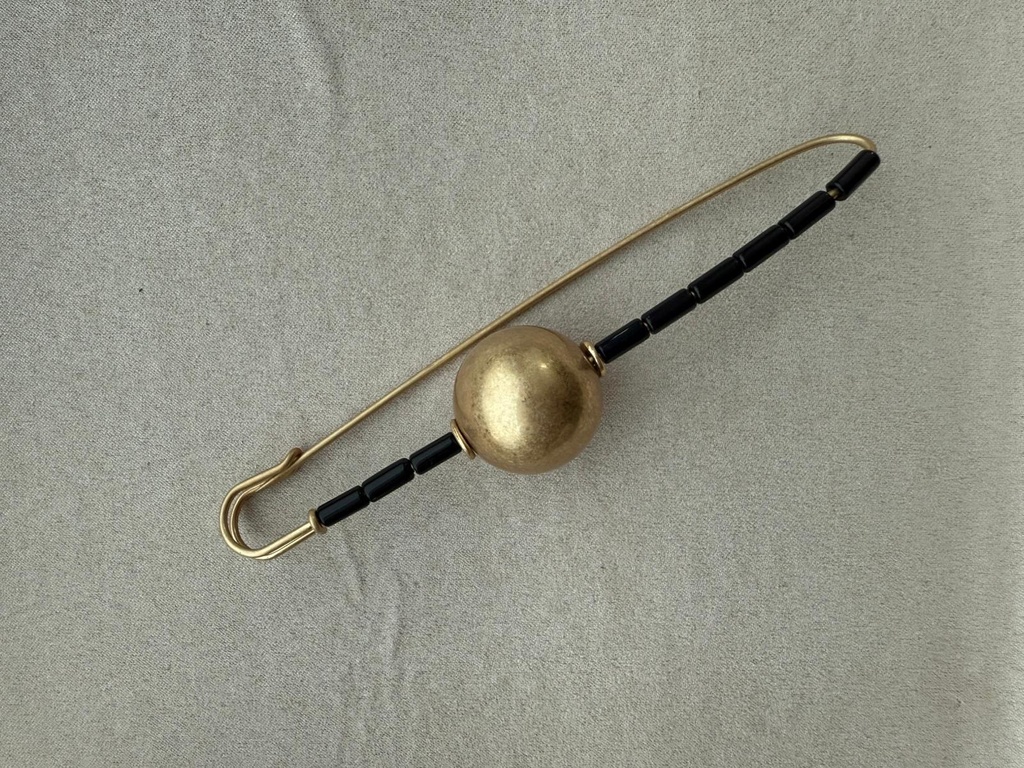 Broche ORBITA Negro