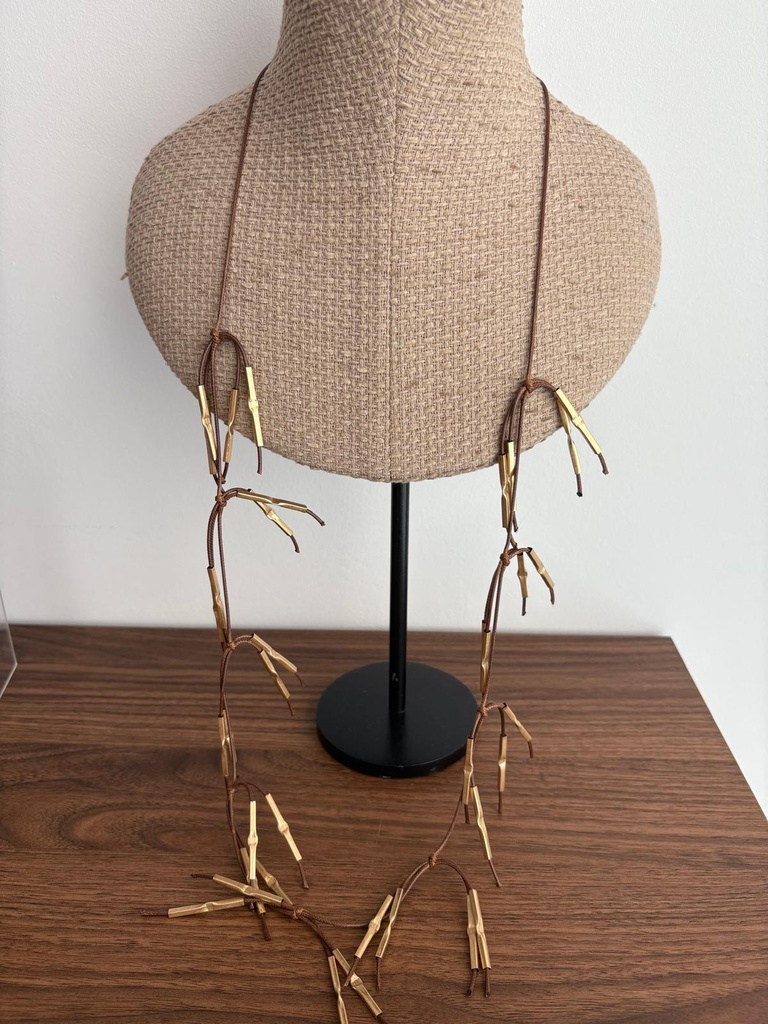 Collar ESPINO Marrón