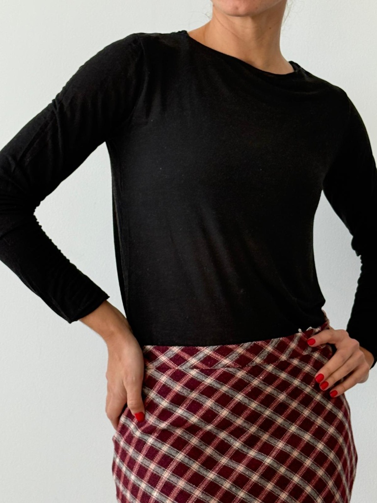 Camiseta GELIDA Negro