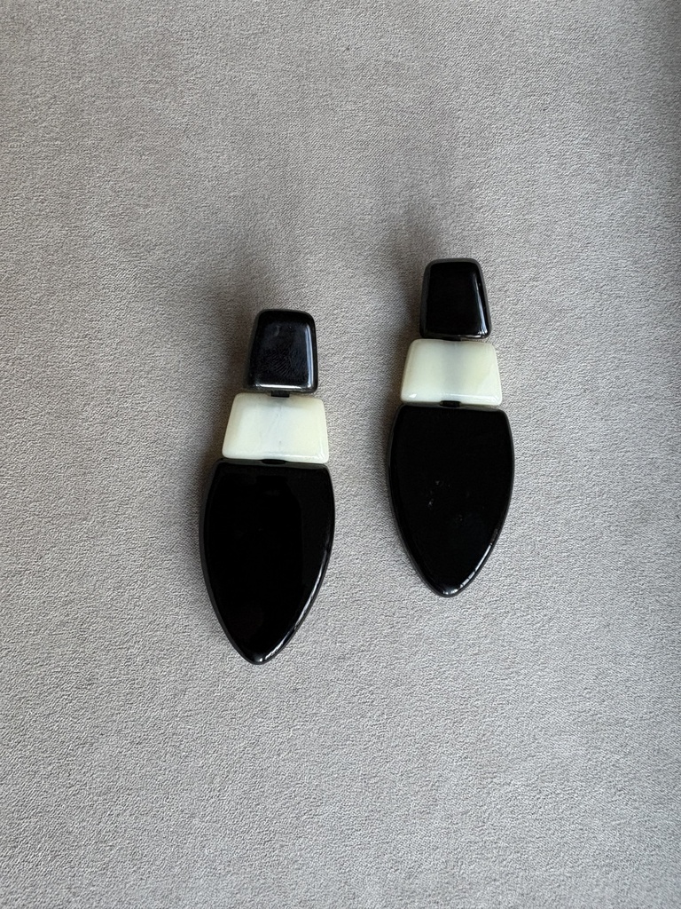 Pendiente SURA Negro