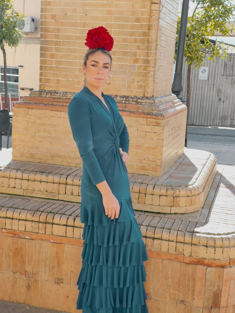 Traje macarena azul petróleo