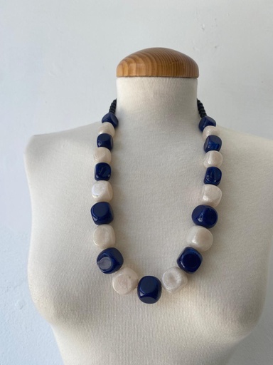 Collar Blanco y azul