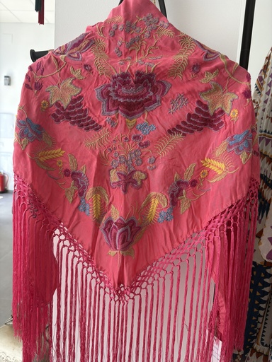 Mantón Viñedo Rosa Chicle Esterilla