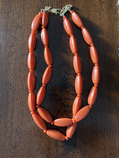 Collar SALMEDINA