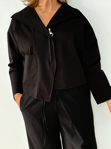 [ONE6657NG] CHAQUETA NUSE Negro