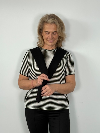 [SHI15982NG] JERSEY JAZMÍN Negro