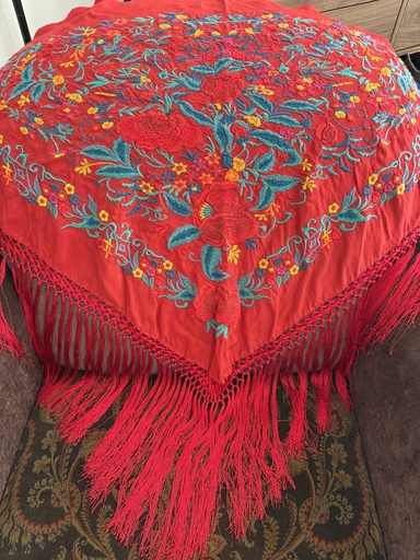 Mantón Rojo
