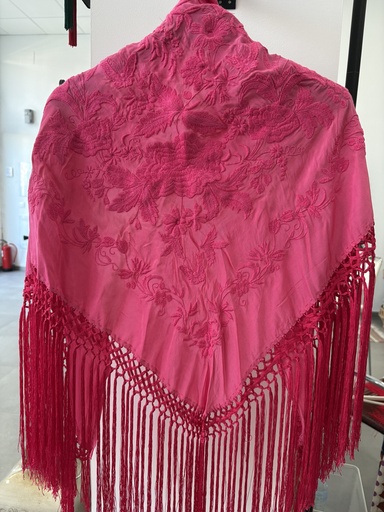 Mantón Liso Volapié Esterilla Fucsia
